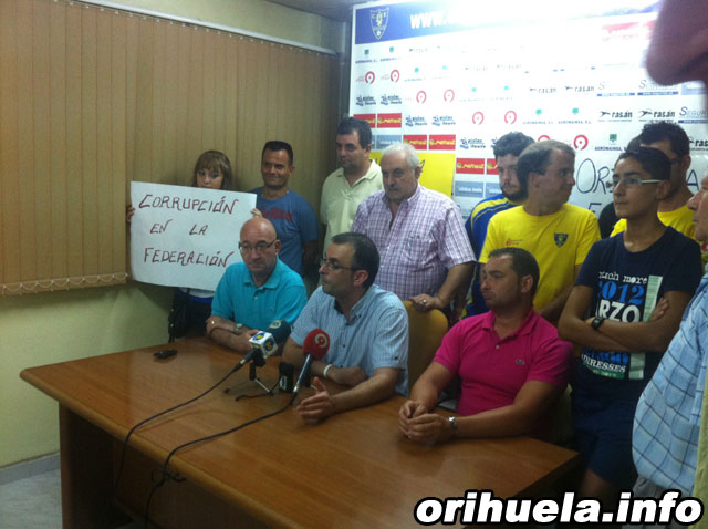 rueda prensa orihuela cf 14-08-2012