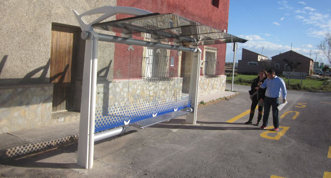 La Concejalía de Transporte compra 7 marquesinas más para las paradas de autobuses